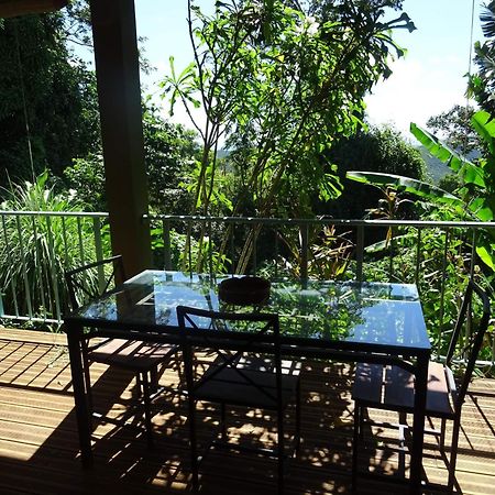 Bungalow Dourou Deshaies Buitenkant foto
